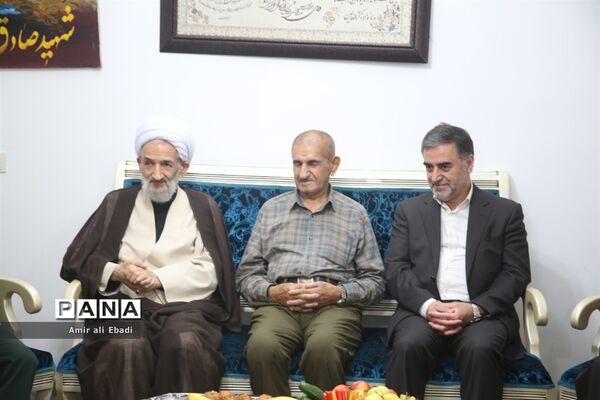 دیدار آیت‌الله محمدباقر محمدی لائینی نماینده ولی فقیه در استان مازندران با خانواده‌های معظم شهدا