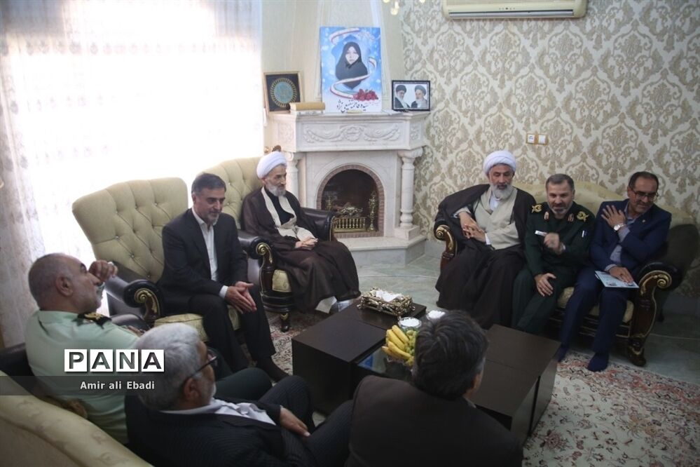 دیدار آیت‌الله محمدباقر محمدی لائینی نماینده ولی فقیه در استان مازندران با خانواده‌های معظم شهدا