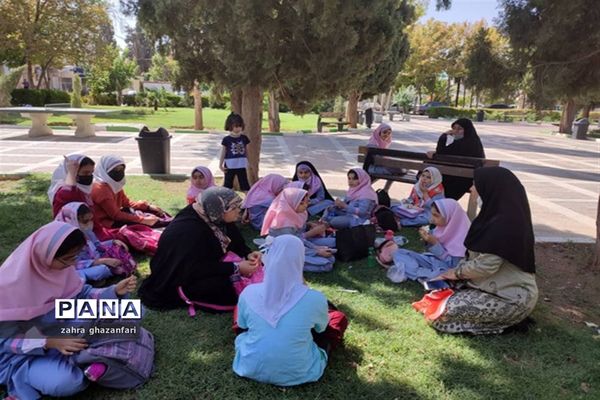 اردوی یکروزه دانش‌آموزان دختر ناحیه 2 شیراز