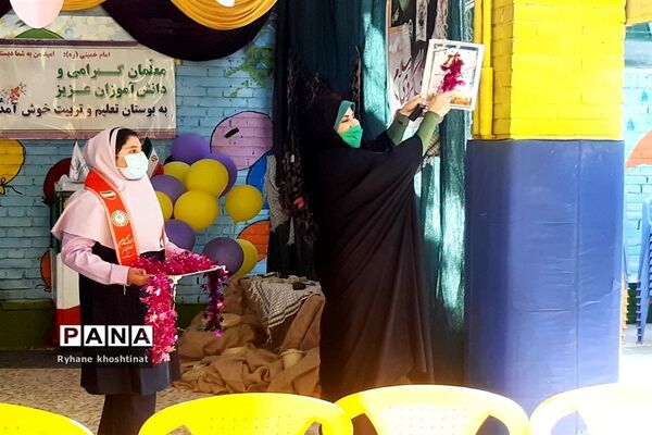 آغاز ماه میزبانی نیمکت‌های عاشق درس و مدرسه در دبستان فرهنگ دختران