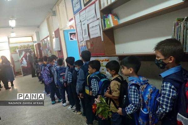 برگزاری جشن شکوفه‌ها در دبستان ایمان رودهن