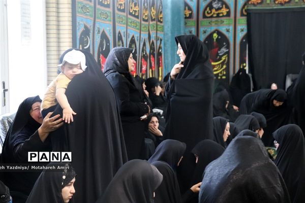 مراسم ترحیم بانوی مجاهد و فرهیخته مریم ملکی فارمد معاون پرورشی ناحیه ۳ مشهد مقدس