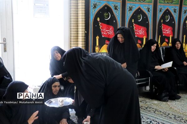 مراسم ترحیم بانوی مجاهد و فرهیخته مریم ملکی فارمد معاون پرورشی ناحیه ۳ مشهد مقدس