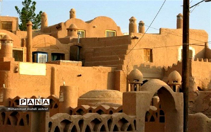 نیاز کویر نشینان  شهر خور به حداقلی‌ های رفاهی و درمانی
