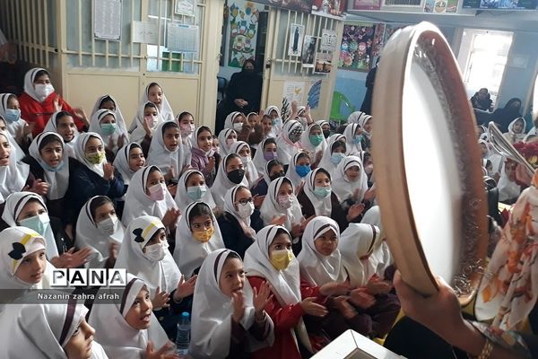 جشن میلاد حضرت زینب(س) در دبستان حضرت زهرا(س) ۲ رودهن