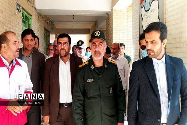 بیست و چهارمین مانور سراسری زلزله و ایمنی مدارس در شهرستان تنگستان اهرم
