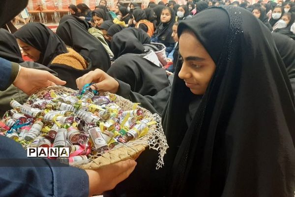 برگزاری جشن میلاد حضرت زینب(س) در ورامین