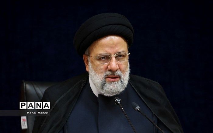 دولت خود را موظف می‌داند که به مشکلات و مطالبات جامعه پرستاری رسیدگی کند