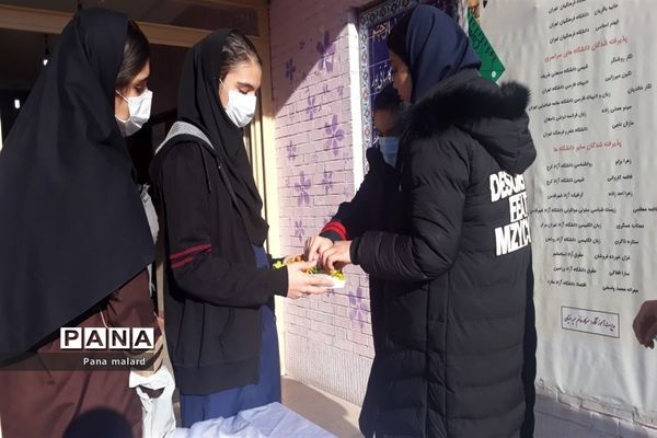 برگزاری جشن ولادت حضرت زینب (س) در آموزشگاه‌های ملارد