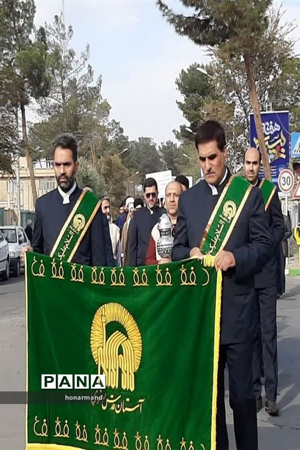 اجتماع بزرگ بسیجیان شهرستان آران و بیدگل