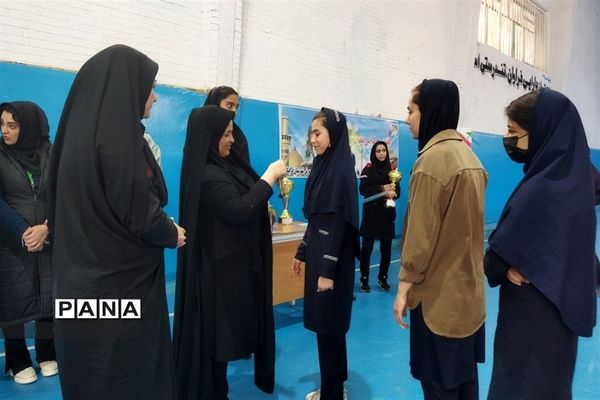 چهلمین دوره مسابقات ورزشی درون‌مدرسه‌ای در شهرستان قرچک