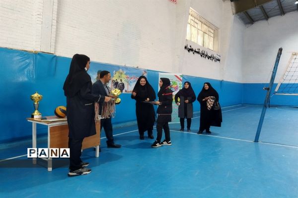 چهلمین دوره مسابقات ورزشی درون‌مدرسه‌ای در شهرستان قرچک