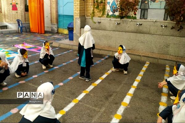 بازی‌های محلی در دبستان فیروزه منطقه ۱۳