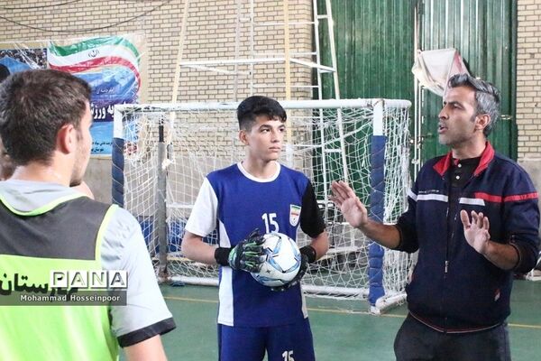 برگزاری مسابقات فوتسال با حضور مربی اسبق تیم ملی در بهارستان‌دو