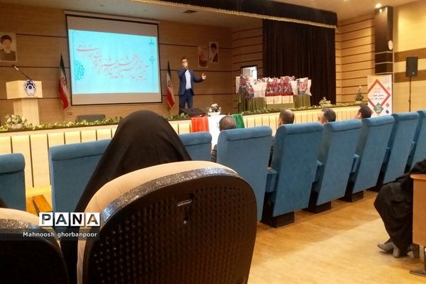 آیین تجلیل از منتخبان هشتمین جشنواره نوجوان خوارزمی
