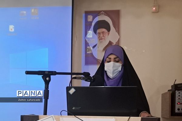 برگزاری کارگاه توانمندسازی دبیران درس تفکر و سبک زندگی در رودهن