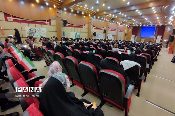 برگزاری گردهمایی بزرگ بسیجیان رباط کریم