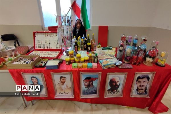 برگزاری گردهمایی بزرگ بسیجیان رباط کریم