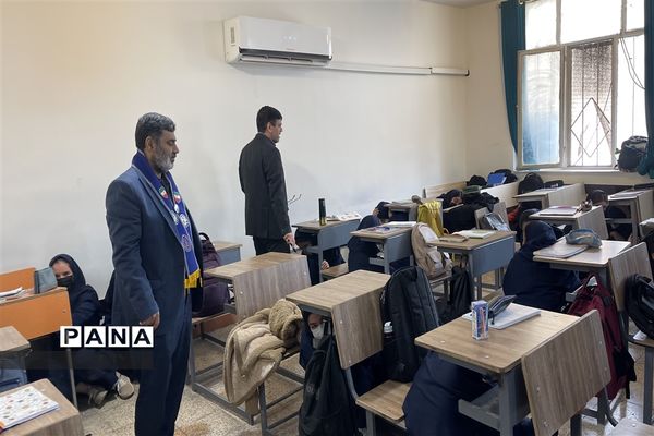 بیست و چهارمین مانور سراسری زلزله و ایمنی در دبیرستان شاهد رضوان ناحیه یک اهواز