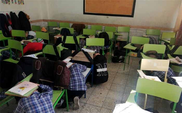اجرای مانور سراسری زلزله در مدارس استان قم