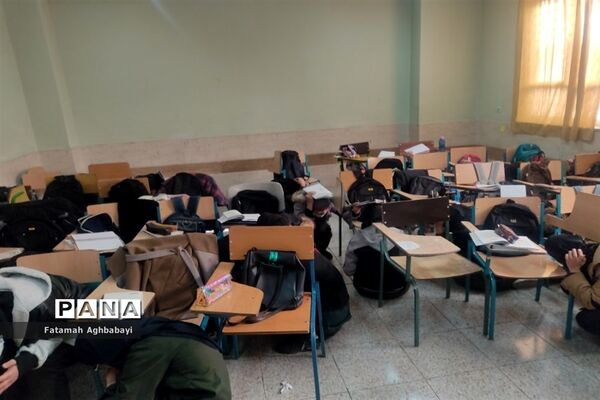 بیست و چهارمین مانور سراسری زلزله و ایمنی در دبیرستان مرضیه