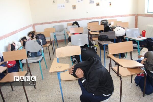 برگزاری بیست و چهارمین مانورسراسری زلزله در مدارس شهرکرد