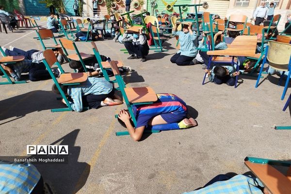 بیست‌و‌چهارمین مانور سراسری زلزله و ایمنی در مدارس  ناحیه 4 شیراز