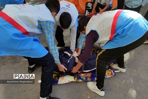 بیست‌و‌چهارمین مانور سراسری زلزله و ایمنی در مدارس  ناحیه 4 شیراز