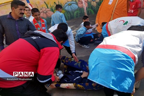 بیست‌و‌چهارمین مانور سراسری زلزله و ایمنی در مدارس  ناحیه 4 شیراز