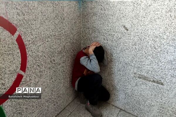 بیست‌و‌چهارمین مانور سراسری زلزله و ایمنی در مدارس  ناحیه 4 شیراز