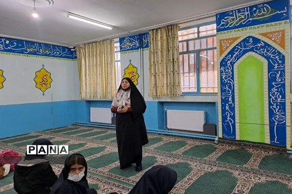 برگزاری مراسم «سه‌شنبه‌های مهدوی» در آموزشگاه سیزده آبان ناحیه یک کرج