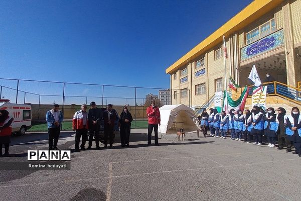 بیست‌وچهارمین مانور سراسری زلزله و ایمنی در آموزش و پرورش رودهن