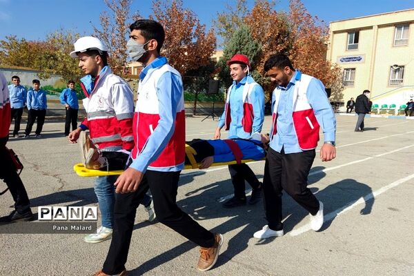 برگزاری مانور زلزله در مدارس آموزش و پرورش ملارد