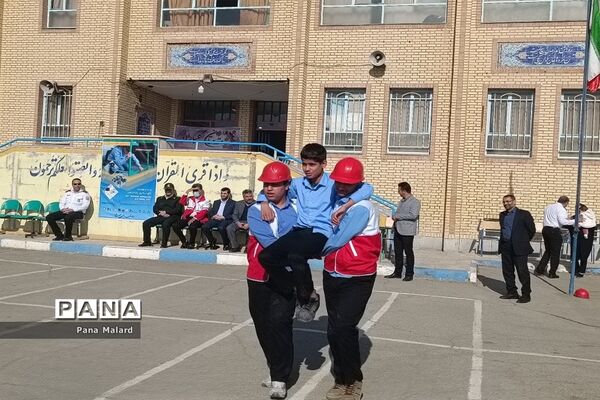 برگزاری مانور زلزله در مدارس آموزش و پرورش ملارد