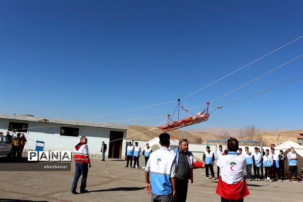 برگزاری مانور سراسری زلزله درمدارس شهرستان فیروزکوه