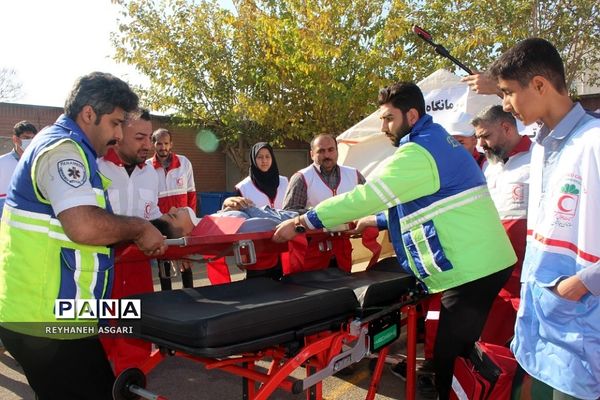 بیست و چهارمین مانور سراسری زلزله و ایمنی شهرستان‌های استان تهران، به میزبانی شهرستان قرچک