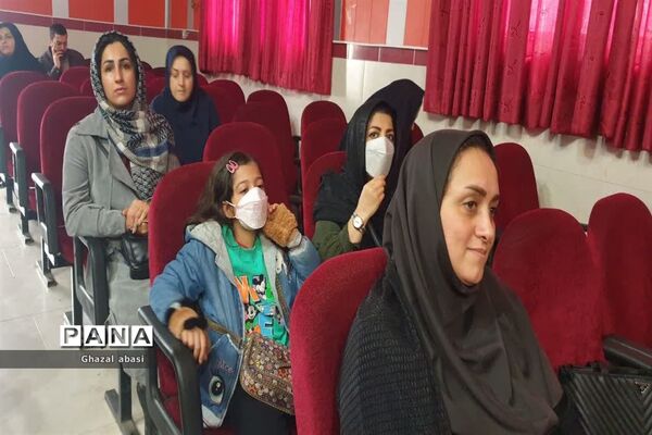 برگزاری انتخاب شورای مرکزی انجمن اولیا و مربیان شهرستان محمودآباد