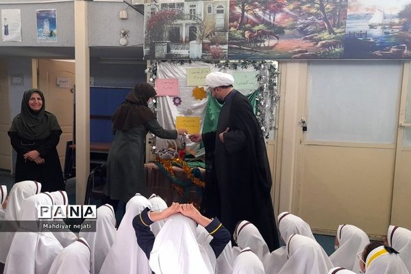 جشن میلاد حضرت زینب کبری در دبستان حضرت زهرا(س) یک  رودهن