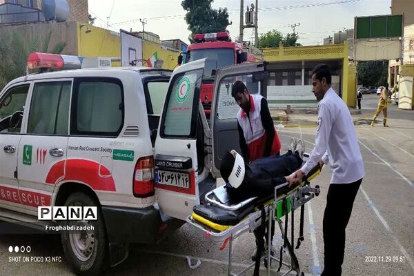 بیست و چهارمین مانور سراسری زلزله در دبیرستان دخترانه عفاف