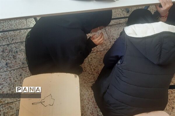 زنگ مانور زلزله در هنرستان فاطمیه به صدا در آمد