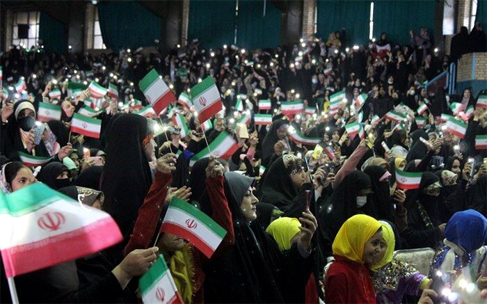 جشن بزرگ «دختران سرزمینم ایران» به مناسبت میلاد حضرت زینب(س) در قم