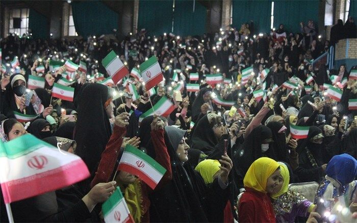 جشن بزرگ «دختران سرزمینم ایران» به مناسبت میلاد حضرت زینب(س) در قم