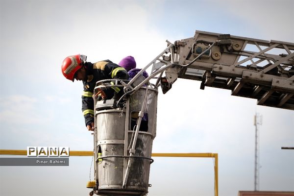 بیست و چهارمین مانور سراسری زلزله و ایمنی در تبریز