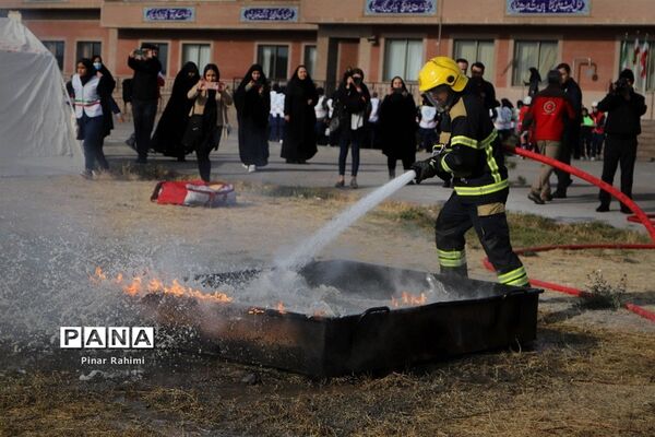 بیست و چهارمین مانور سراسری زلزله و ایمنی در تبریز