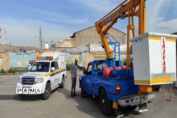 بیست و چهارمین مانور سراسری زلزله و ایمنی مدارس در دبیرستان شهید فرهادی امیدیه