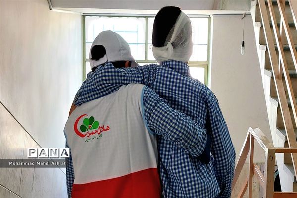 بیست و چهارمین مانور زلزله و ایمنی مدارس در نائین