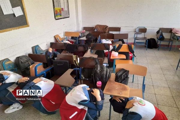بیست و چهارمین مانور سراسری زلزله و ایمنی مدارس در آباده