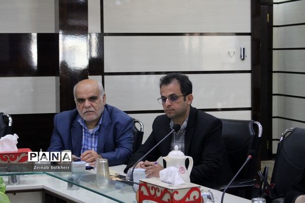 جلسه شورای برنامه‌ریزی و نظارت کودکستان‌های استان بوشهر