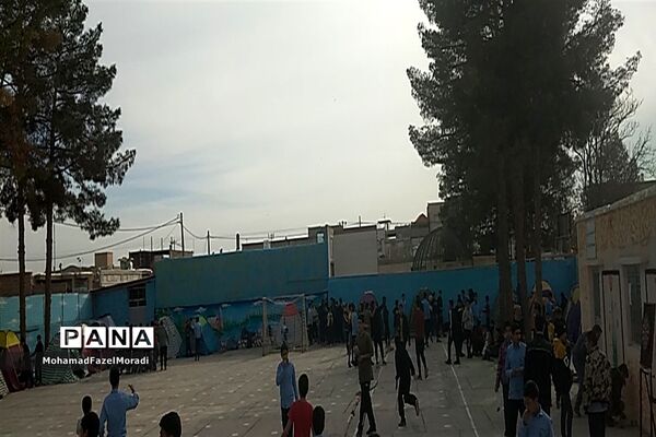 برگزاری اردوی درون مدرسه‌ای دبیرستان رئیس‌زاده خلیل‌آباد