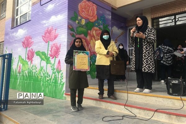 برگزاری جشن در دبیرستان مرضیه به‌مناسبت ولادت حضرت زینب
